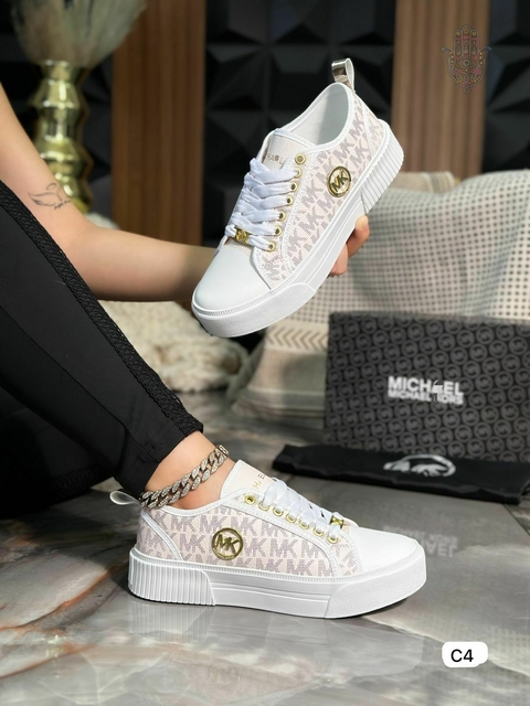 MICHAEL KORS BLANCOS