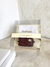 Box - toalha branca bordado dourado padrinho + necessaire P marrom - Experium Performs Agency