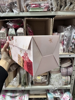 Caja rectangular Navidad 24x9,5x10 cms. Precio por unidad. en internet
