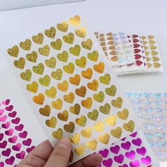 Plancha de stickers corazón. Plancha con 60 unidades. en internet