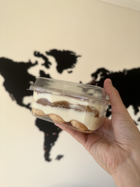 Envase pet rectangular con tapa grande. Precio por unidad.