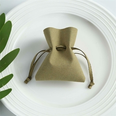 Bolsa para joyeria de gamuza de microfibra. Precio por unidad. en internet