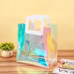 Bolsa de pvc holográfica con manija de cuerina. Precio por unidad - comprar online