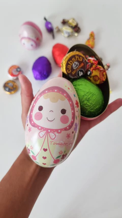 Latas con forma de huevo. 2 tamaños disponibles. Precio por unidad. - Capkelitos mayorista