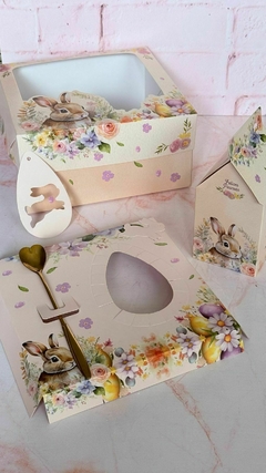 Caja cuadrada con visor "Pascua". Precio por unidad. en internet