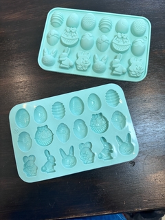 Molde silicona 18 bombones Pascua