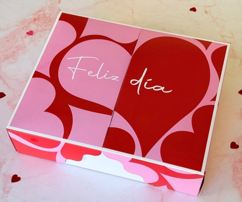 Caja mesita Día de los enamorados 29x19x8,5 cms. Precio por unidad.