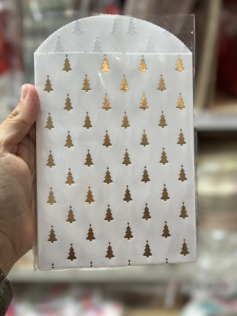 Sobre papel arbolitos. Precio por unidad.