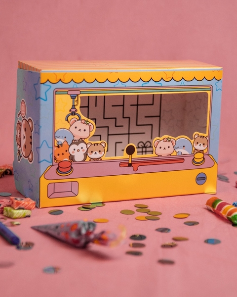 Caja rectangular con visor "Día de la niñez". Precio por unidad. - comprar online