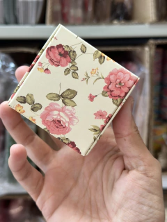Mini cajitas de 6,5x6,5x3 cms de alto. Precio por unidad. - tienda online