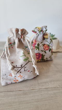 Bolsa arpillera flores y ramitas. Precio por unidad. en internet