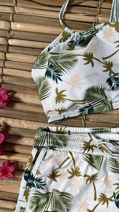 Conjunto top e shorts na internet