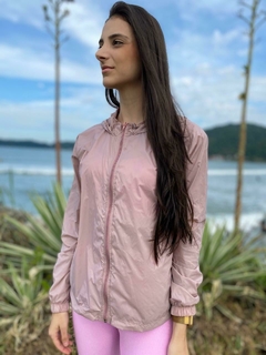 Jaqueta Corta-Vento Feminina Repelente à Água na internet