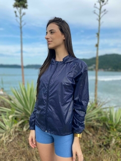 Jaqueta Corta-Vento Feminina Repelente à Água - comprar online