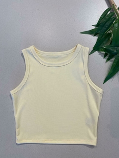 Cropped Canelado Detalhado - comprar online