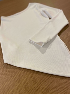 Blusa Canelada Assimétrica - It’s Fit