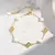 Joia de Concha com Flor de Quatro Trevos – Beleza Natural e Elegância Única - FutureStyle
