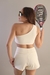 Top Leticia Blush Off White na internet