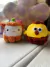 Pollito y Kitty en calabaza