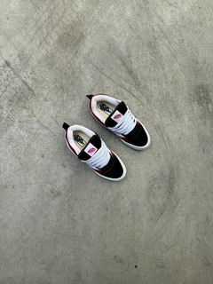 Vans Knu Skool - Red en internet