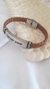 Pulsera de cuero Shemá Israel Marrón - comprar online