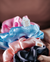 Xuxinha Scrunchie - Isa Cachos