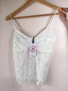 Lace Dreams Crop Top en internet