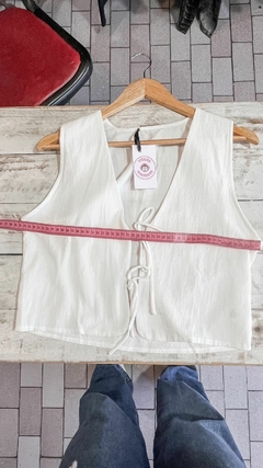 Tie-Front Linen Vest en internet