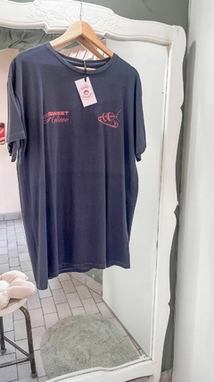 Pretty Please Oversized Tee en internet