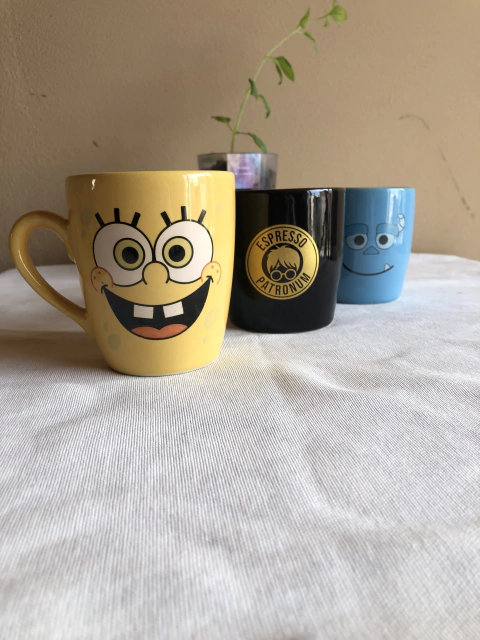 Taza cerámica bombé personajes