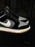Nike SB Dunk Low “CinzaPretoBranco” na internet