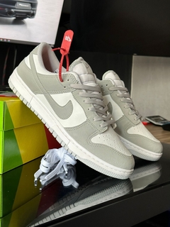 Nike dunk sb Gris