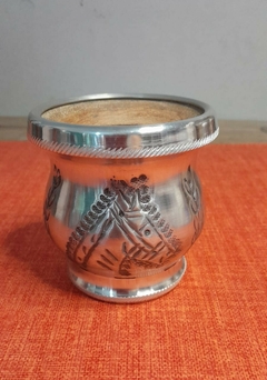 Mate cincelado