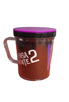 Taza de acrílico con tapa