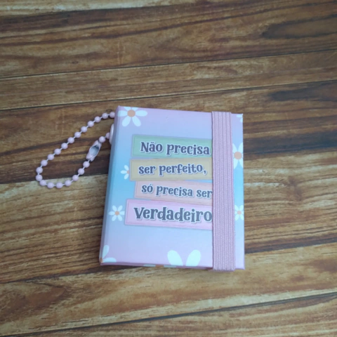 Chaveiro Mini Post-it com Capa Dura – Frases Inspiradoras