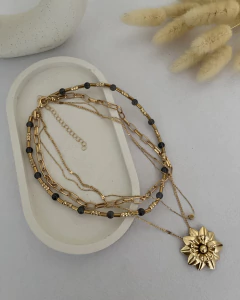 COLLAR FLOWER GRIS OSCURO - comprar online