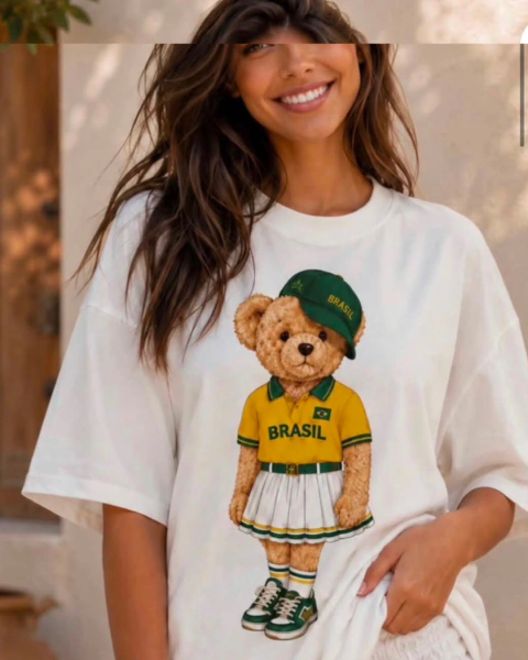 T-shirt estampa de urso