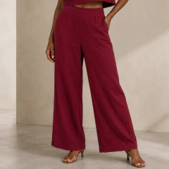 Conjunto Cropped e Calça Capri em Viscose na internet