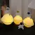 Astronauta sentado na lua luz noturna, lâmpada de planeta luminoso de mesa criativa, decoração para casa, presentes de aniversário para criança - loja online