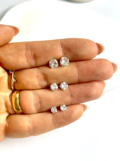 Trio de Brincos Redondos Prata 925 com Zircônia Branca – 6mm, 5mm e 4mm na internet