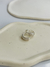 Brinco Argolinha Abaulada Prata 925 com 5 Fileiras de Zircônias – 1,4cm x 0,5cm - comprar online