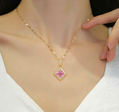 Conjunto Deslumbrante Rosa na internet