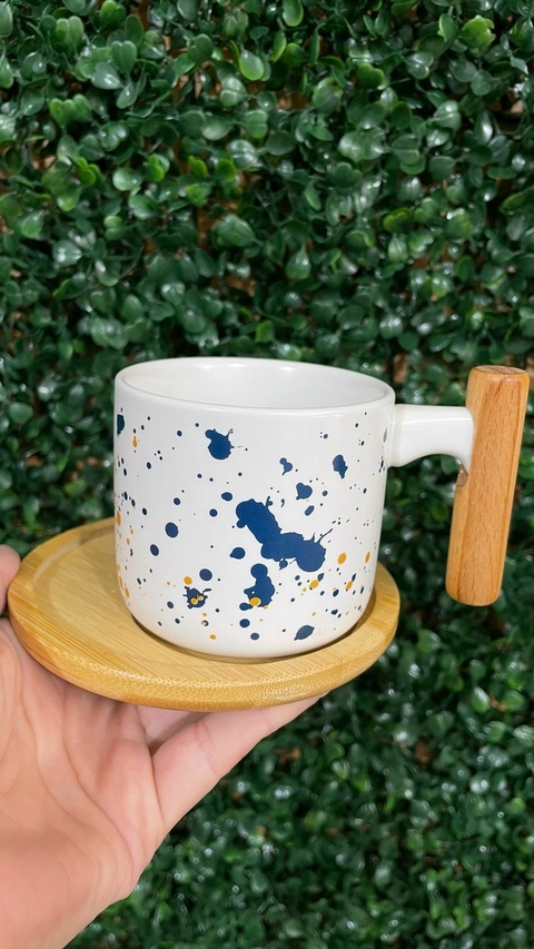 TAZA DE CERAMICA CON BASE Y ASA DE MADERA NORDIC PAINT - comprar online