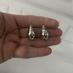 Aros gota animal inflados plateados - comprar online