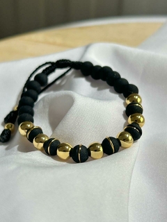 PULSERA BALINES NEGROS Y DORADOS