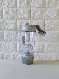 VASO DEPORTIVO SHAKER EVERLAST C/TAPA A ROSCA 500ML - AyG Deco-Bazar