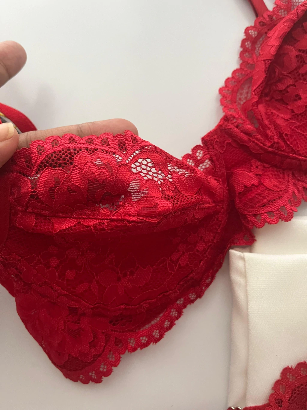 Conjunto de calcinha sutiã s/ bojo mili em renda e microfibra