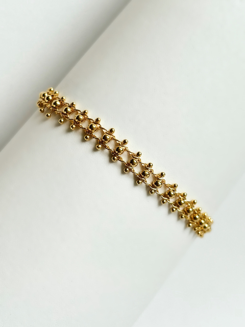 Pulseira dourada bolinhas e corrente