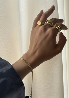 Pulseira dourada escamas - comprar online