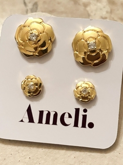 Kit com dois pares de brincos Camélias Collection - comprar online